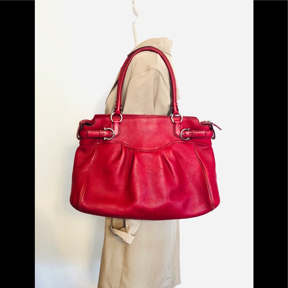 ♥️👜 Salvatore Ferragamo Handbag